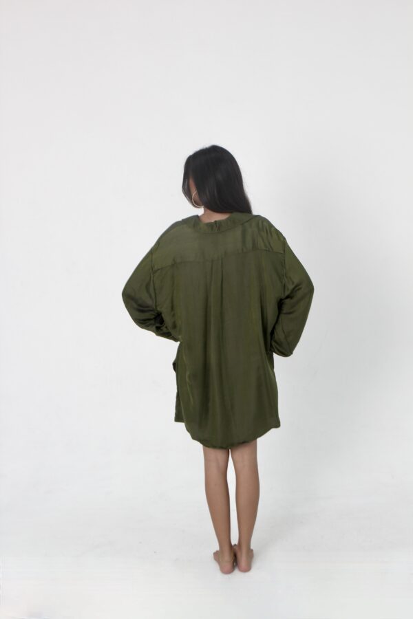 aisyah silk set back olive